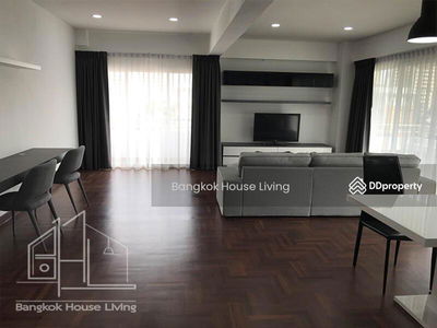 Prompong Mansion, Bangkok, Thailand Prompong Mansion, Bangkok, Thailand