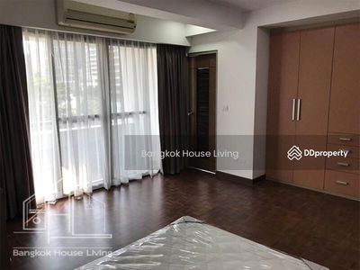 Prompong Mansion, Bangkok, Thailand Prompong Mansion, Bangkok, Thailand