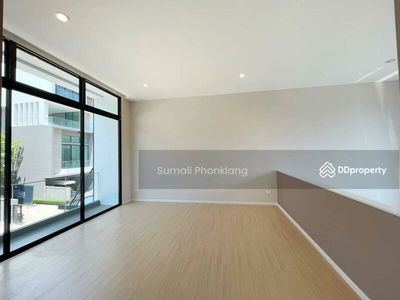 Nirvana Define Rama 9, Bangkok, Thailand Nirvana Define Rama 9, Bangkok, Thailand