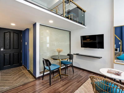 Nguyen Cuu Van Street, Vietnam Nguyen Cuu Van Street, Vietnam