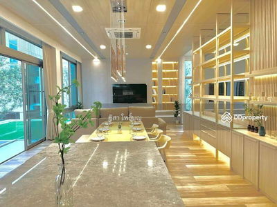 VIVE Rama 9, Bangkok, Thailand VIVE Rama 9, Bangkok, Thailand