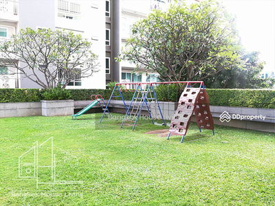 Piyathip Place, Bangkok, Thailand Piyathip Place, Bangkok, Thailand