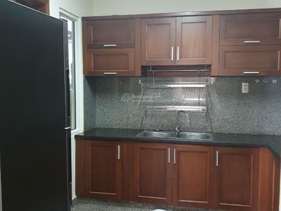 Hoang Anh Thanh Binh, Vietnam Hoang Anh Thanh Binh, Vietnam