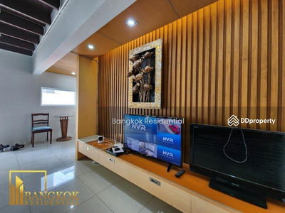3 Bedroom House Suitable For Commercial Use in Nana, Bangkok, Thailand 3 Bedroom House Suitable For Commercial Use in Nana, Bangkok, Thailand