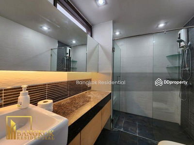 3 Bedroom House Suitable For Commercial Use in Nana, Bangkok, Thailand 3 Bedroom House Suitable For Commercial Use in Nana, Bangkok, Thailand