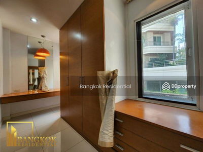 3 Bedroom House Suitable For Commercial Use in Nana, Bangkok, Thailand 3 Bedroom House Suitable For Commercial Use in Nana, Bangkok, Thailand
