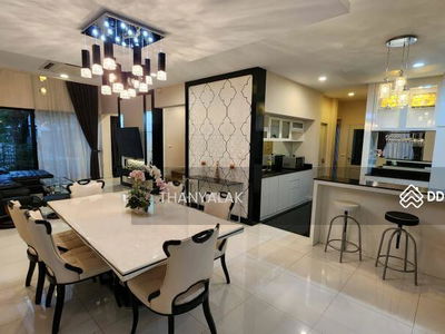 Luxury 3-story detached house, Village: Lumpini Suan Luang Rama 9, Bangkok, Thailand Luxury 3-story detached house, Village: Lumpini Suan Luang Rama 9, Bangkok, Thailand