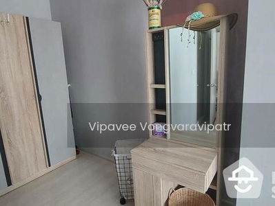 Life Sukhumvit 48, Bangkok, Thailand Life Sukhumvit 48, Bangkok, Thailand