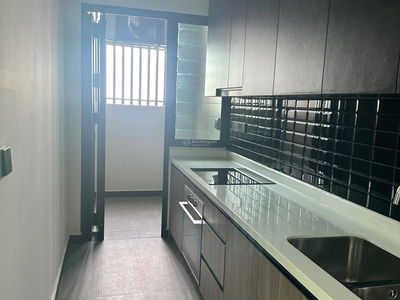 De La Sol, Vietnam De La Sol, Vietnam