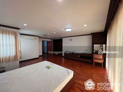 P.W.T. Mansion, Bangkok, Thailand P.W.T. Mansion, Bangkok, Thailand