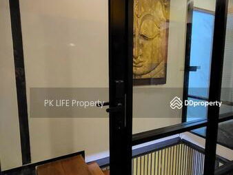 Housing in Ban Chalong, Thailand Housing in Ban Chalong, Thailand