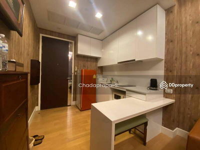 EQUINOX Paholyothin-Viphavadee, Bangkok, Thailand EQUINOX Paholyothin-Viphavadee, Bangkok, Thailand