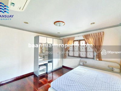 For rent, 2-story detached house with furniture, Ramkhamhaeng Road, near Triam Nom School, Bangkok., Thailand For rent, 2-story detached house with furniture, Ramkhamhaeng Road, near Triam Nom School, Bangkok., Thailand