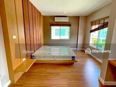 Chatchawan Market, Klong 7, Big C Rangsit, Klong 7, Pathum Thani, Thailand Chatchawan Market, Klong 7, Big C Rangsit, Klong 7, Pathum Thani, Thailand