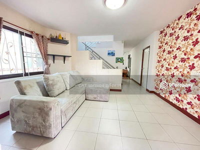 Baan Fuengsuk 5, Nonthaburi, Thailand Baan Fuengsuk 5, Nonthaburi, Thailand