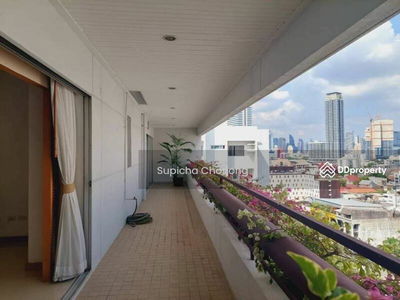 Esmeralda Apartments, Bangkok, Thailand Esmeralda Apartments, Bangkok, Thailand