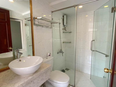 Nguyen Van Troi Street, Vietnam Nguyen Van Troi Street, Vietnam