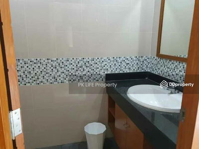 Жилье в Ban Ratsada, Thailand Жилье в Ban Ratsada, Thailand