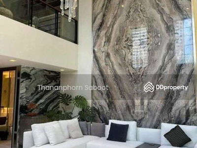 Quarter 31, Bangkok, Thailand Quarter 31, Bangkok, Thailand