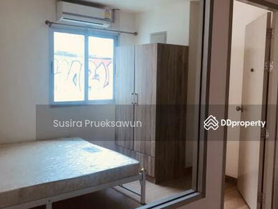 Le Rich Ratchada-Sutthisarn, Bangkok, Thailand Le Rich Ratchada-Sutthisarn, Bangkok, Thailand