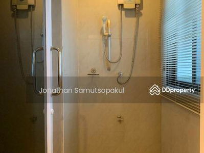 The Winning Tower, Bangkok, Thailand The Winning Tower, Bangkok, Thailand