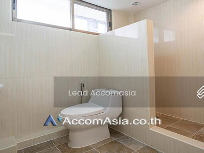 Home Office | 5 Bedrooms Townhouse for Sale and Rent in Sukhumvit, Bangkok near BTS Ekkamai AA30827, Bangkok, Thailand Home Office | 5 Bedrooms Townhouse for Sale and Rent in Sukhumvit, Bangkok near BTS Ekkamai AA30827, Bangkok, Thailand