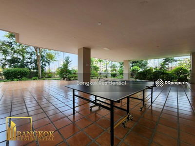 D.S. Tower 1 Sukhumvit 33, Bangkok, Thailand D.S. Tower 1 Sukhumvit 33, Bangkok, Thailand