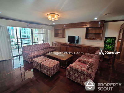 Rishi Court, Bangkok, Thailand Rishi Court, Bangkok, Thailand