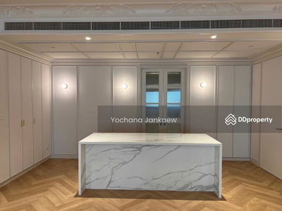 Tower Park, Bangkok, Thailand Tower Park, Bangkok, Thailand