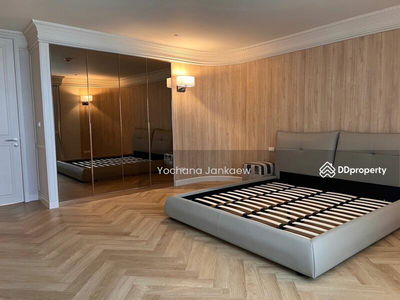 Tower Park, Bangkok, Thailand Tower Park, Bangkok, Thailand