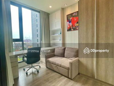 Whizdom Essence, Bangkok, Thailand Whizdom Essence, Bangkok, Thailand