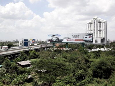 Lumpini Park Rama 9 - Ratchada, Bangkok, Thailand Lumpini Park Rama 9 - Ratchada, Bangkok, Thailand