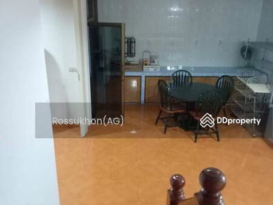 Rangsiya Sukhumvit 103, Bangkok, Thailand Rangsiya Sukhumvit 103, Bangkok, Thailand