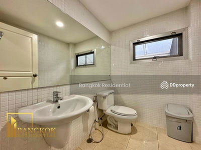 House in Compound, Bangkok, Thailand House in Compound, Bangkok, Thailand