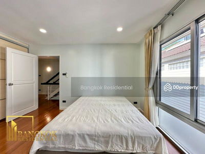 House in Compound, Bangkok, Thailand House in Compound, Bangkok, Thailand