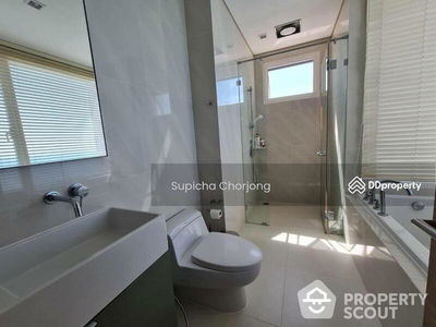 Reflection Jomtien Beach, Pattaya, Thailand Reflection Jomtien Beach, Pattaya, Thailand