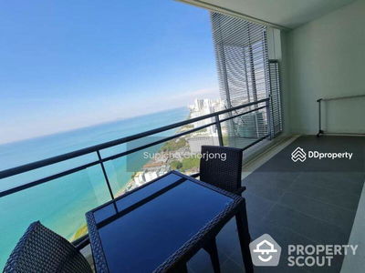 Reflection Jomtien Beach, Pattaya, Thailand Reflection Jomtien Beach, Pattaya, Thailand