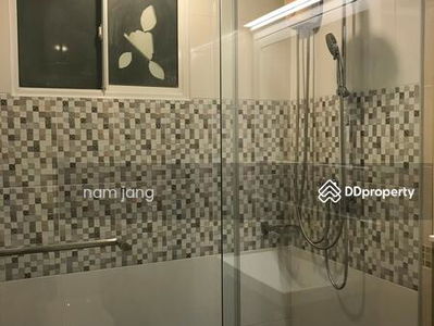 Life @ BTS Tha-Phra, Bangkok, Thailand Life @ BTS Tha-Phra, Bangkok, Thailand