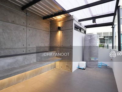 Loft townhome for rent, Ekkamai 28, Bangkok, Thailand Loft townhome for rent, Ekkamai 28, Bangkok, Thailand