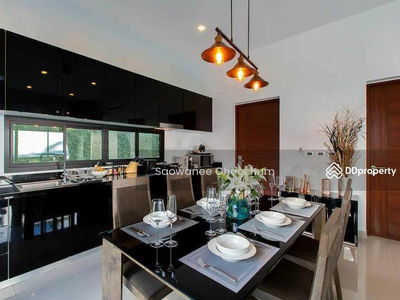 Utopia Naiharn, Phuket, Thailand Utopia Naiharn, Phuket, Thailand