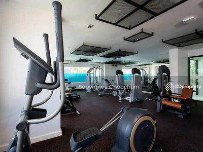 Utopia Naiharn, Phuket, Thailand Utopia Naiharn, Phuket, Thailand