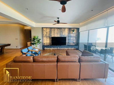 Phatsana Garden, Bangkok, Thailand Phatsana Garden, Bangkok, Thailand