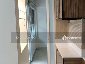 Townhouse in sukhumvit 71, Bangkok, Thailand Townhouse in sukhumvit 71, Bangkok, Thailand