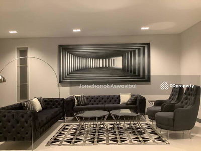 Panya Pattanakarn Village, Bangkok, Thailand Panya Pattanakarn Village, Bangkok, Thailand