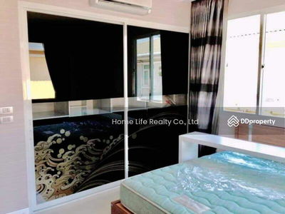 Nonthaburi, Nonthaburi, Thailand Nonthaburi, Nonthaburi, Thailand