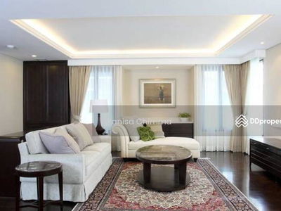 Spacious 4-Br House near BTS Asok, Bangkok, Thailand Spacious 4-Br House near BTS Asok, Bangkok, Thailand