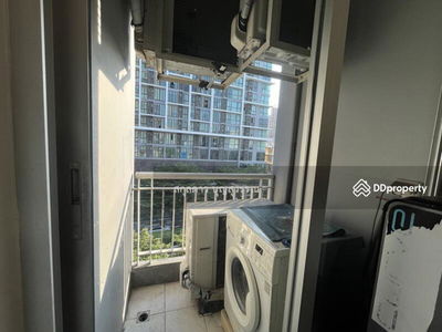 Life @ Ratchada-Huai Khwang, Bangkok, Thailand Life @ Ratchada-Huai Khwang, Bangkok, Thailand