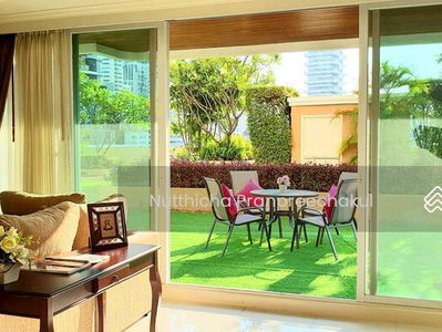 Piyathip Place, Bangkok, Thailand Piyathip Place, Bangkok, Thailand