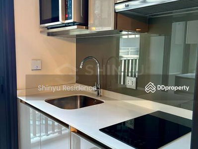 Whizdom Essence, Bangkok, Thailand Whizdom Essence, Bangkok, Thailand