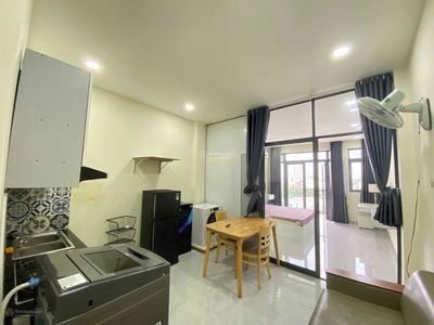 Le Quang Dinh Street, Vietnam Le Quang Dinh Street, Vietnam